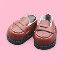 Load image into Gallery viewer, Labub size loafers .