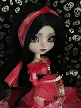 Load image into Gallery viewer, Agatha Potion Witch pullip.
