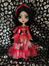 Load image into Gallery viewer, Agatha Potion Witch pullip.
