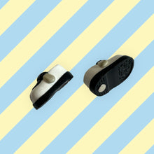 Load image into Gallery viewer, White and Black obitsu 11 shoes
