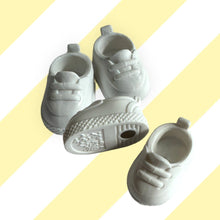 Load image into Gallery viewer, White sneakers for Obitsu 11
