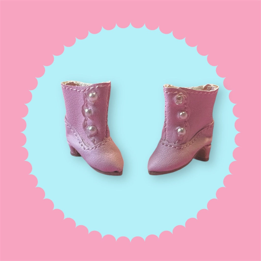 Blythe pink booties