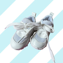 Load image into Gallery viewer, White sneakers
