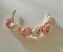 Load image into Gallery viewer, Cream Headband Merengue (I)
